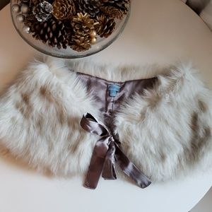 Faux fur Nine West shawl